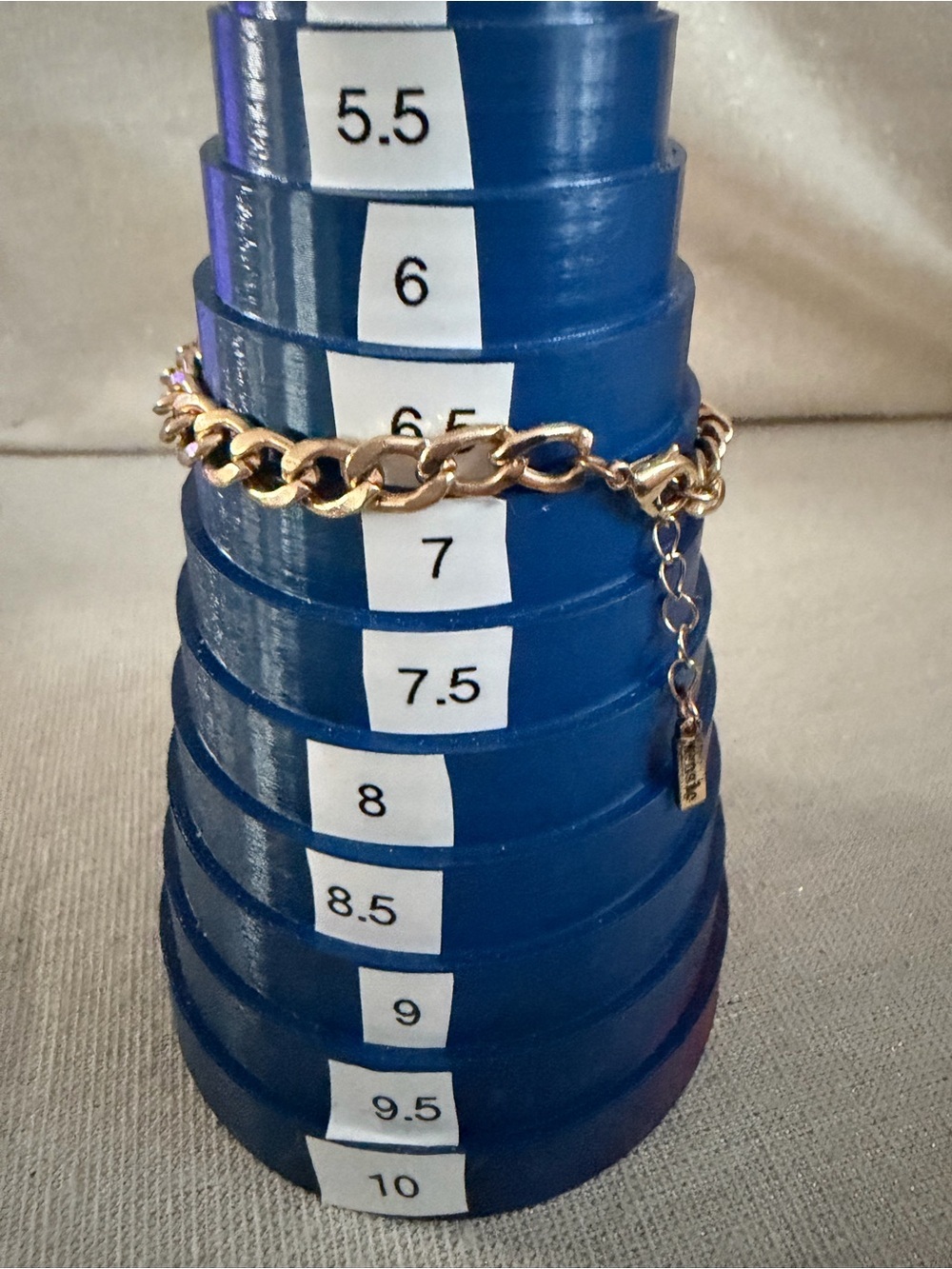 Two GoldTone Chain Link Bracelet - Picture 4 of 6
